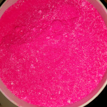 Load image into Gallery viewer, Pink Lush 4oz foot soak
